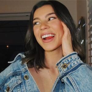 Meet your Posher, Gabrielle